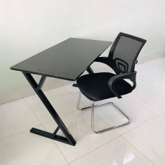 Bàn chữ Z 1m2 màu đen để áp tường
